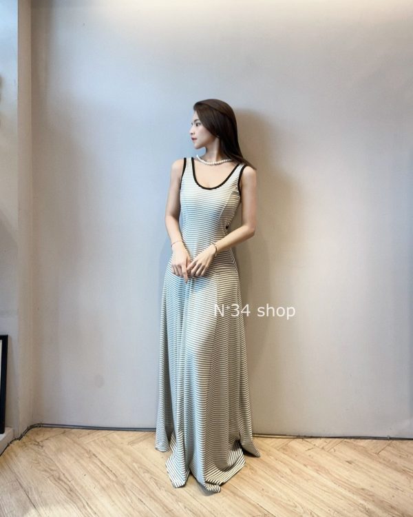 A字條紋美背洋裝：圖片 5