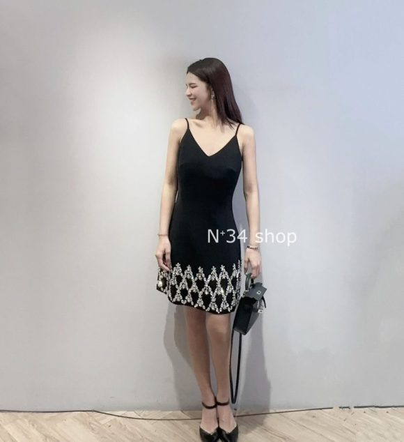 下鑽珠吊帶短禮服